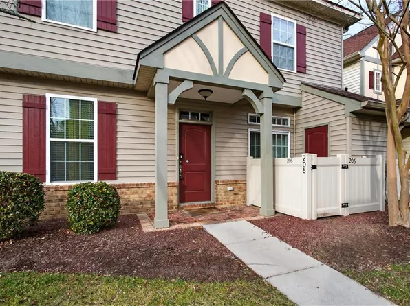 206 Blue Heron Trl, Carrollton, VA 23314