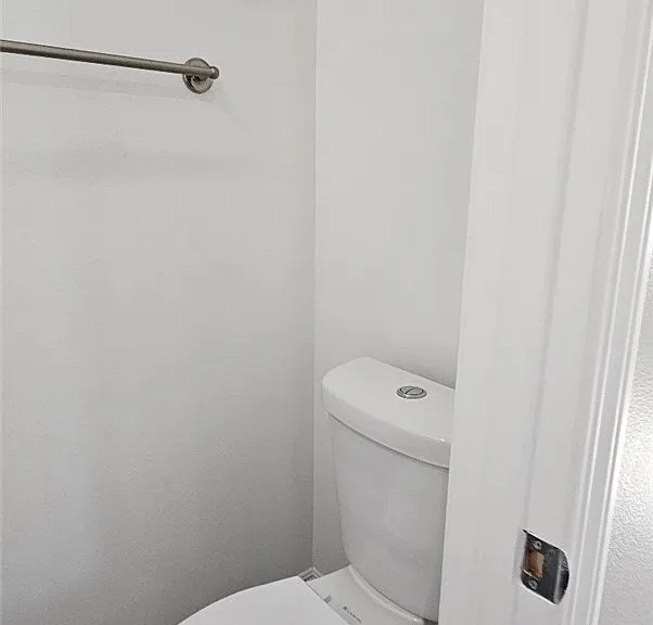 12308 Valley View Ave — Photo 55