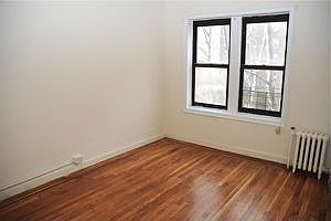 5th image of 504 Grand St APT G32