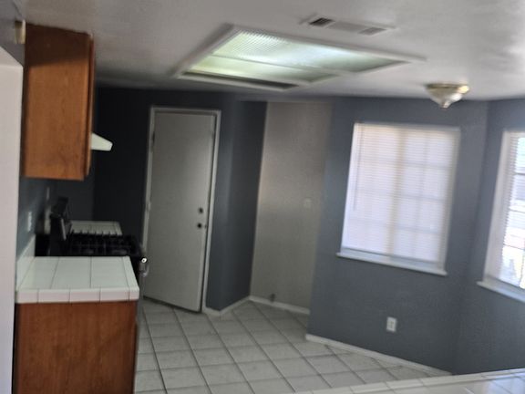 4th image of 37210 Sabal Ave