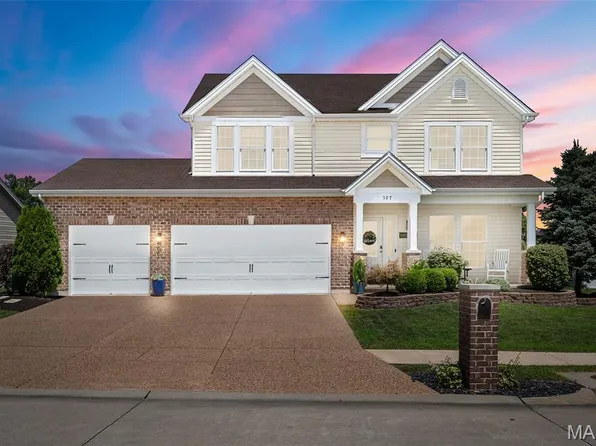 107 Albany Manor Dr, Wentzville, MO 63385