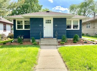 913 Weeks Ave SE, Minneapolis, MN 55414