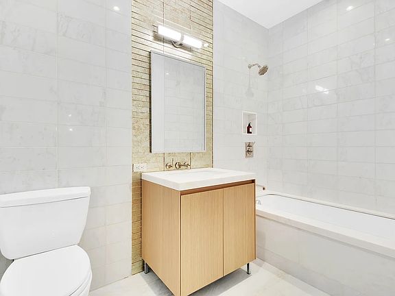 3rd image of 215 E 19th St APT 1D