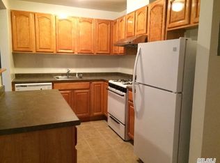 1521 119th St, College Point, NY 11356