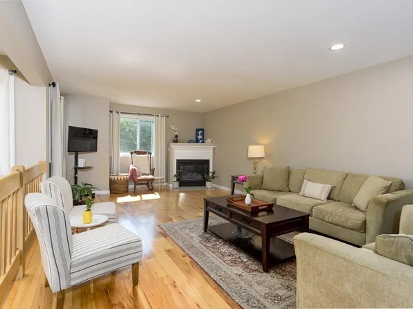 100 Algonquin Trl #100, Ashland, MA 01721