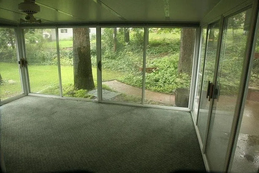 11748 W Martha Drive — Photo 3