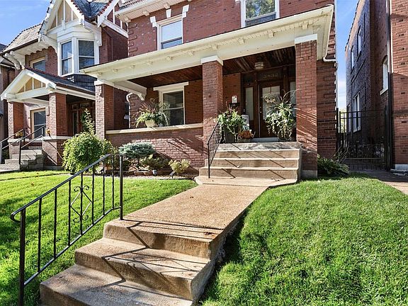 3rd image of 5832 Degiverville Ave