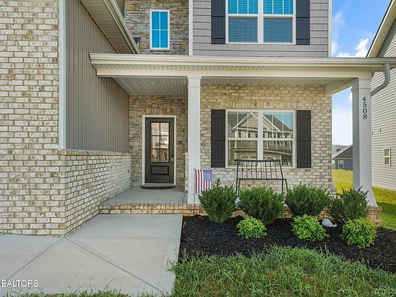 4th image of 4508 Peace Bell Ave