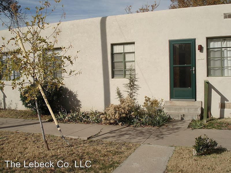 1st image of 1021 Fruit Ave NW