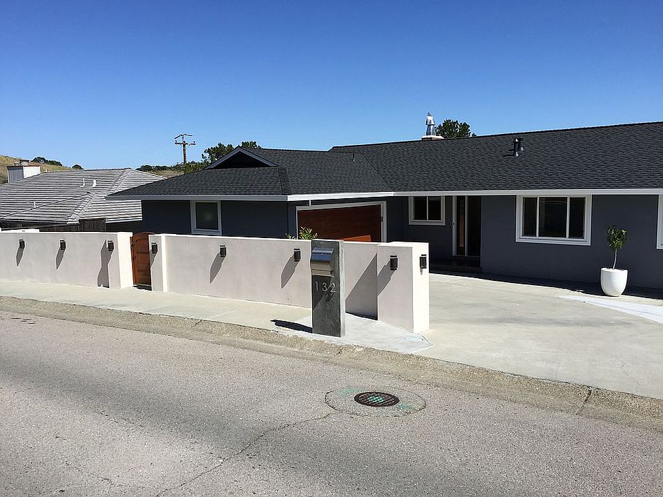 1st image of 132 Via La Cumbre