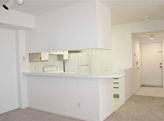 2nd image of 6401 Aragon Way APT 304