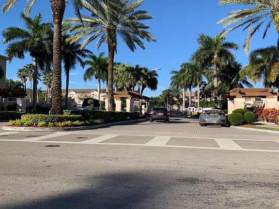 2nd image of 5785 NW 116th Ave