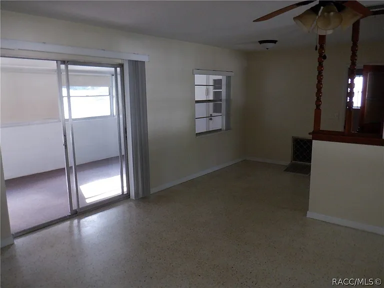 3415 S Diamond Ave — Photo 16