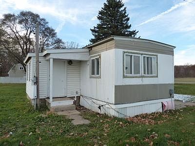 2nd image of 7080 E Bellevue Hwy