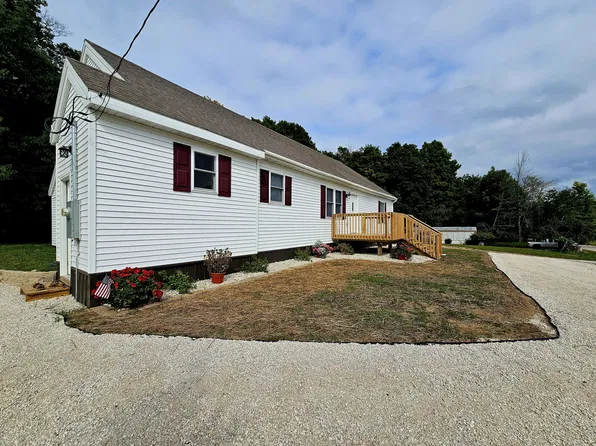 17340 Davis St, Curtis, MI 49820