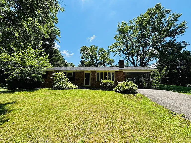 1105 Robin Rd — Photo 25