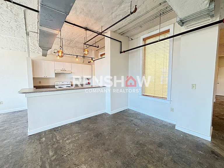 245 Madison Ave #604 — Photo 3