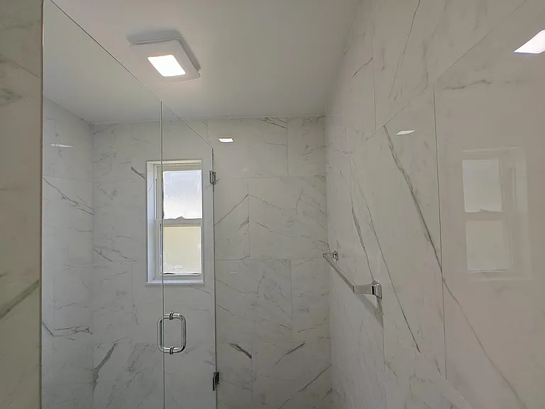 1612 Northumberland Ave — Photo 6