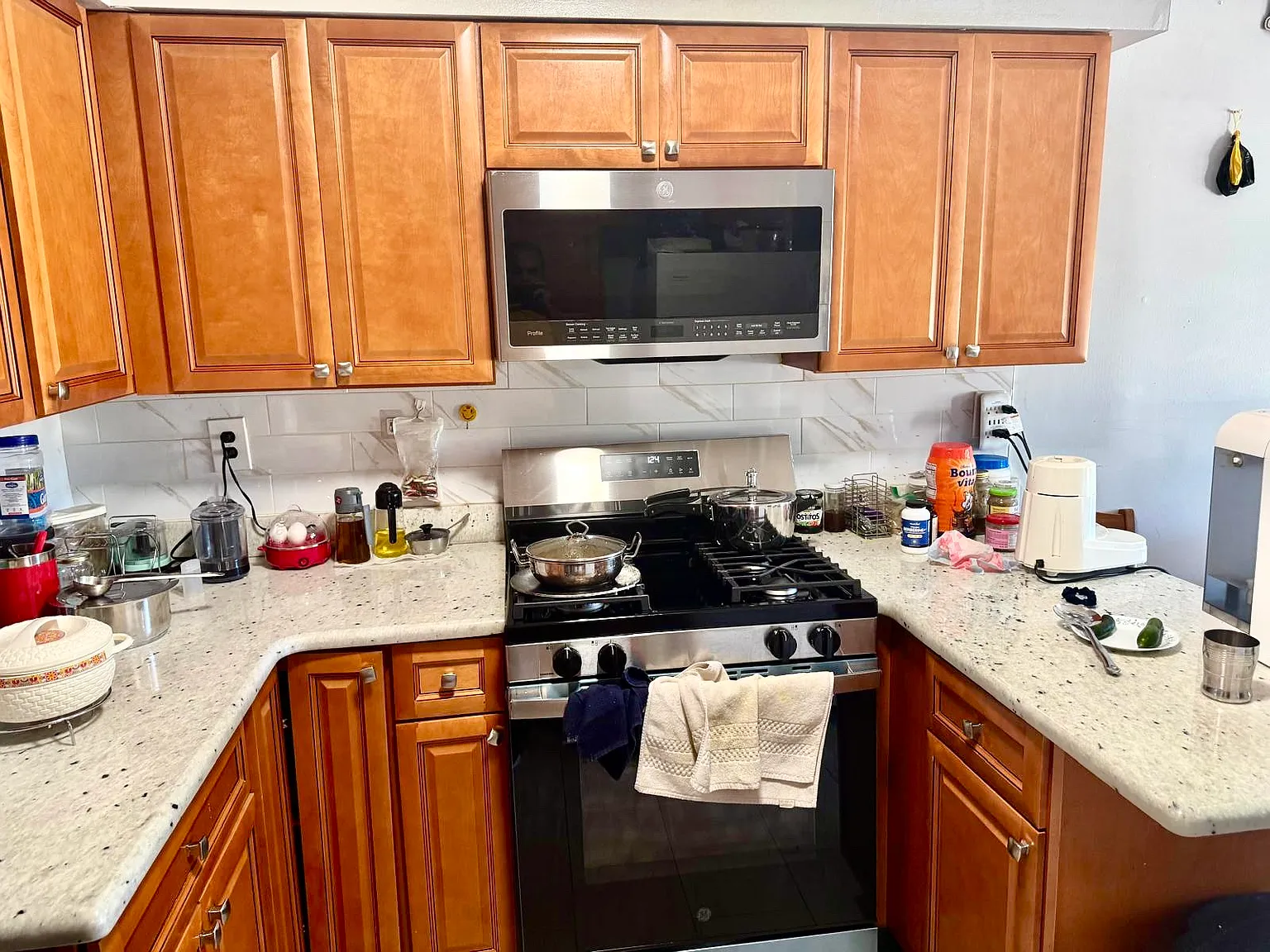 1912 Green Hollow Dr — Photo 3