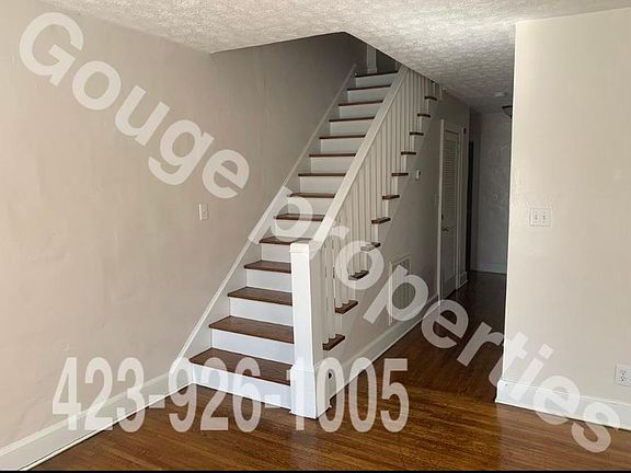 2nd image of 1208 Welbourne St