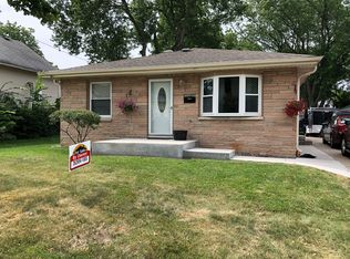 1105 Pearl St, Waukesha, WI 53186