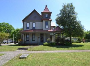 710 Montgomery Ave, Sheffield, AL 35660