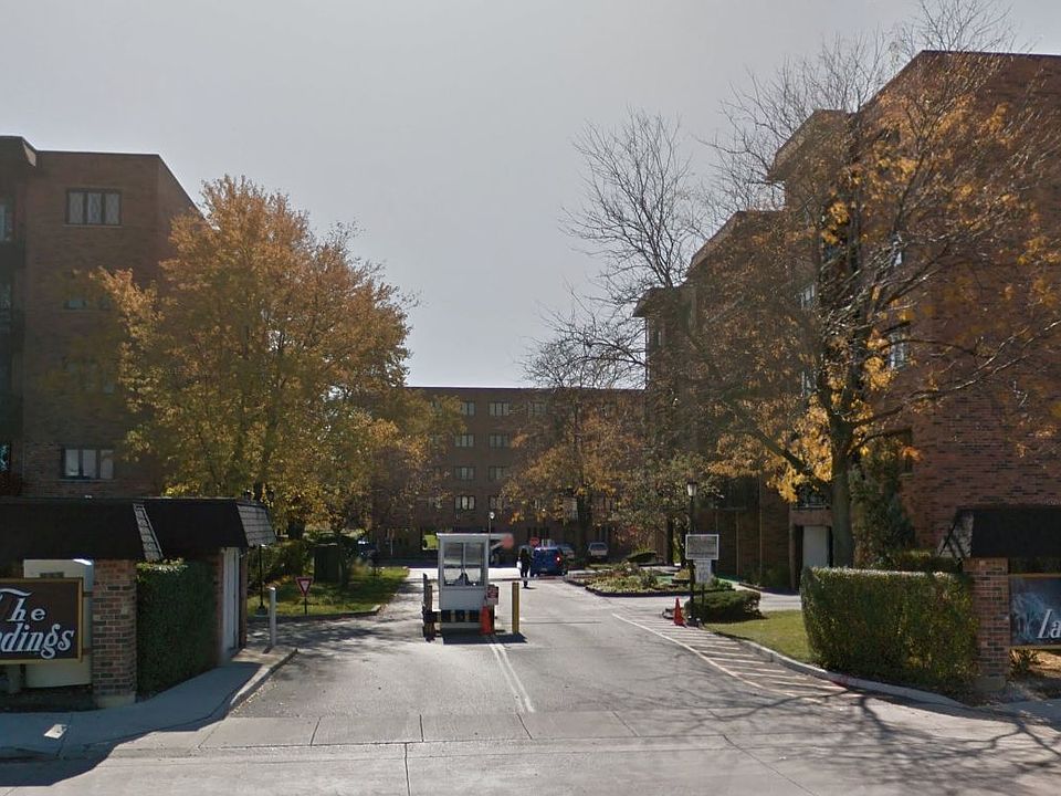 1st image of 9357 Landings Ln Unit 402