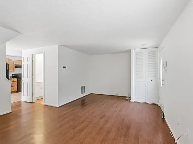 40 Whitechurch Ct — Photo 9