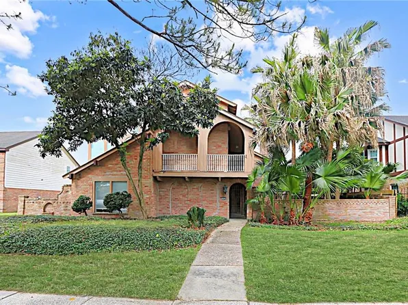 3641 Red Oak Ct, New Orleans, LA 70131