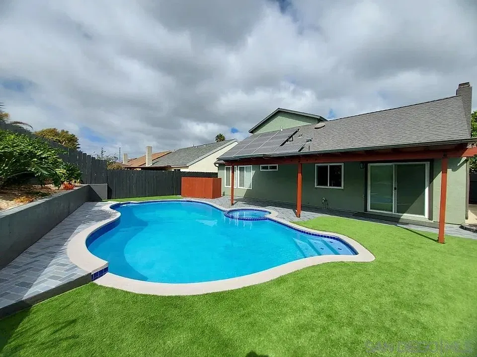 1160 Walpen Dr