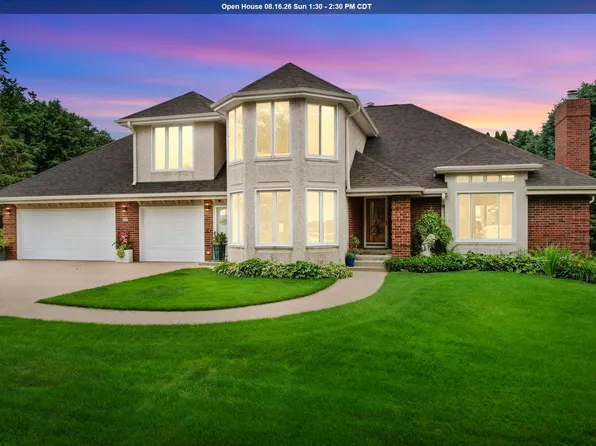 3703 Woodbine Rd, Sioux City, IA 51106