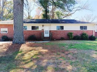 3725 Beacon Ln, Virginia Beach, VA 23452