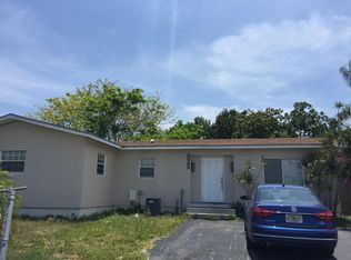 3892 Chickasha Rd, Lake Worth, FL 33462