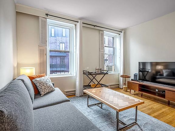 2nd image of 497 Beacon St #7