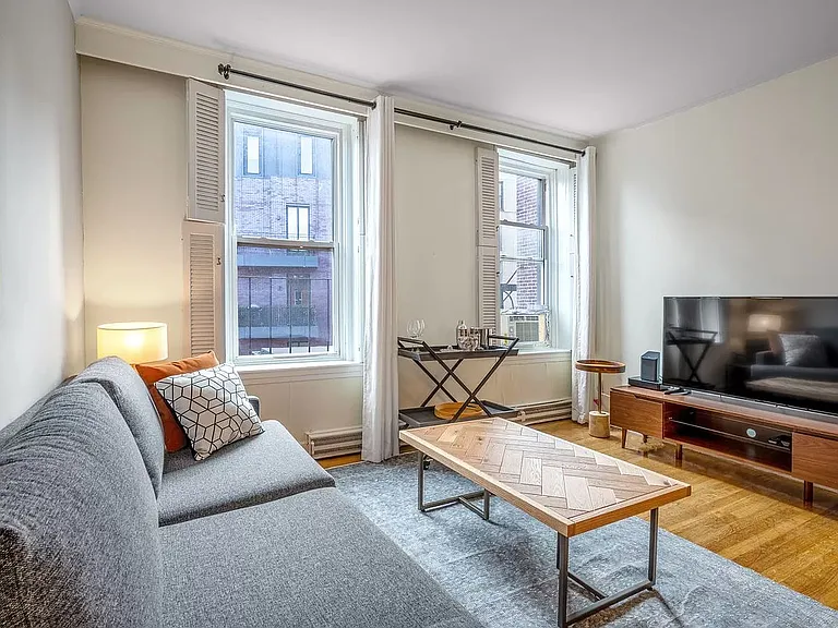 497 Beacon St #1 — Photo 1