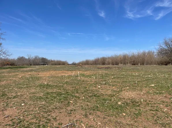 8612 W Farm Road 34, Walnut Grove, MO 65770
