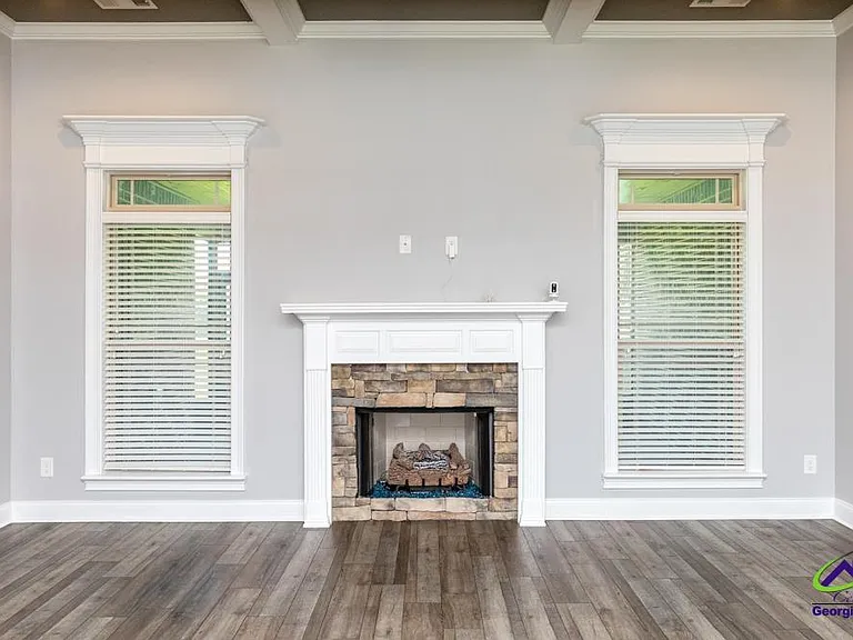 1052 Chattahoochee Dr — Photo 10