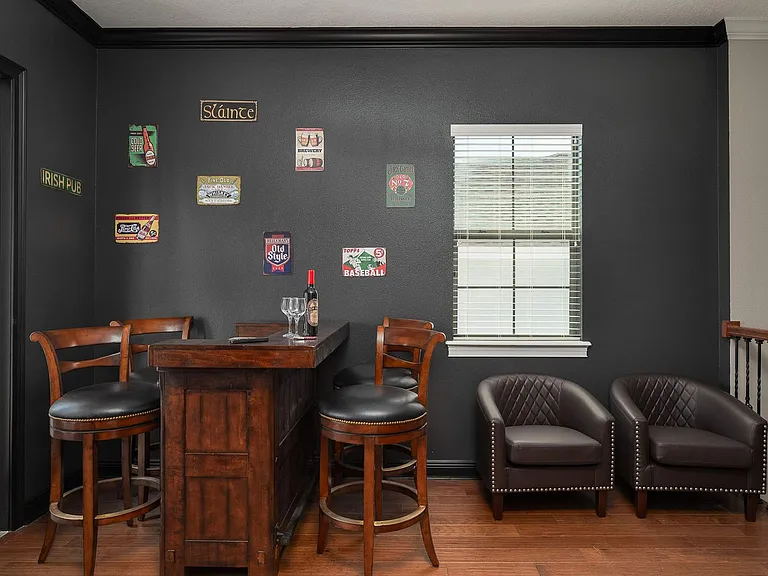 Building's Lounge