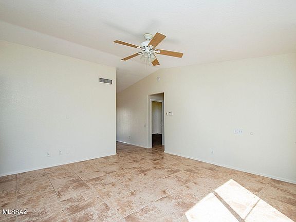5th image of 8647 N Golden Moon Way