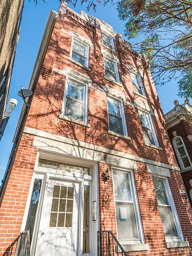 1852 W Wabansia Ave. Photo 1