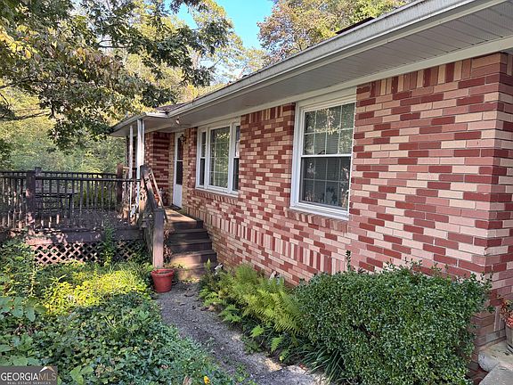 2nd image of 246 Woodvale St