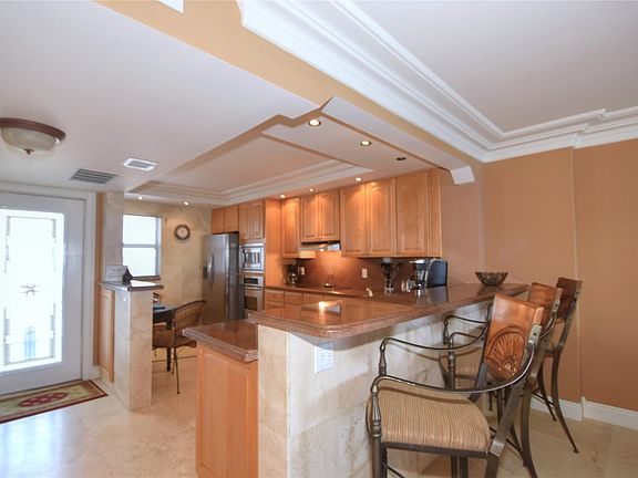 5th image of 1012 N Ocean Boulevard #807