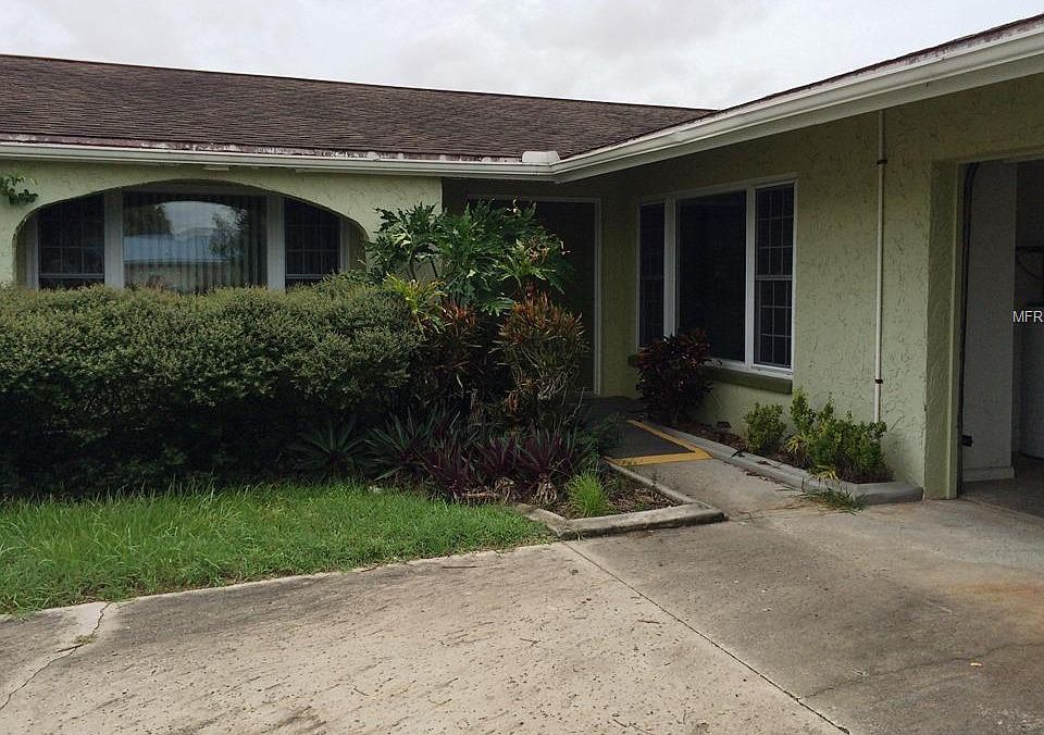 1st image of 2900 Shannon Dr