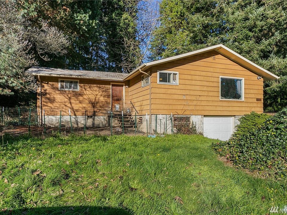 1st image of 3910 Valley Dr