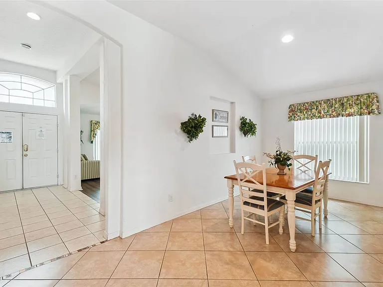 640 Chadbury Way — Photo 46