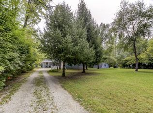 1515 W Ravina Park Rd, Decatur, IL 62526