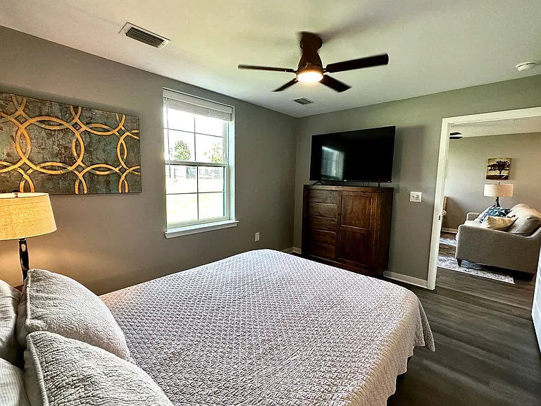 Avenue 6 - Luxury Apartments Downtown Huntsville South — Photo 53