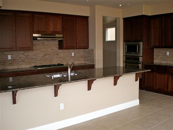 2nd image of 2441 Rockrose Cir