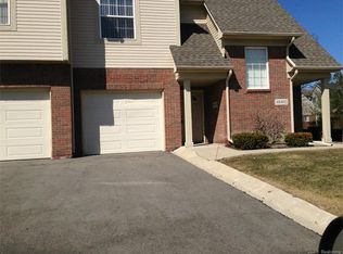 48408 Manor Bridge Dr #198, Canton, MI
