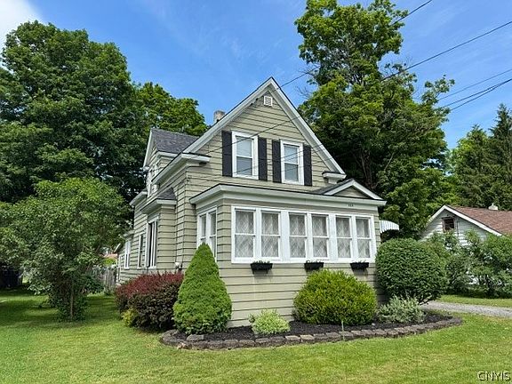 3rd image of 454 Sayles St